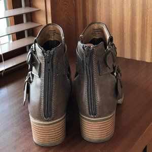 Eurosoft boots by Softt